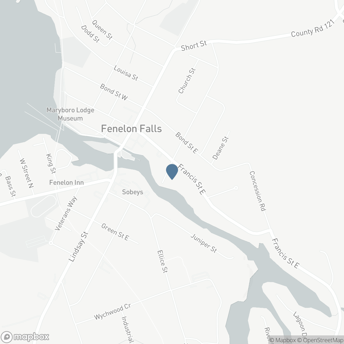 18 CLIFTON STREET, Fenelon Falls, Ontario K0M 1N0